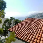 Gmid Immo Casa Camelias * Росас