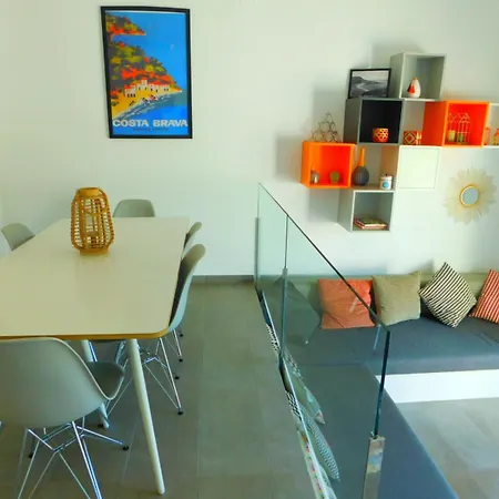 Gmid Immo Casa Camelias Holiday home Roses