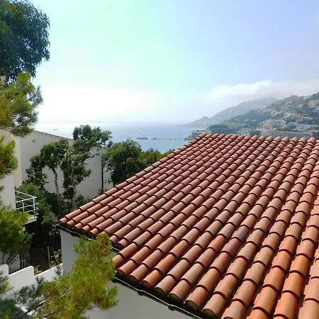 Gmid Immo Casa Camelias * Ρόζες