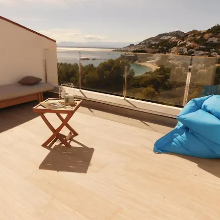 Gmid Immo Casa Camelias Holiday home *